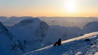 Backdrop to the movie "Ski - The Greatest Ski Tour of All Time" #701809