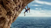 Backdrop to the movie "Adventure - Deep Water Solo" #711930