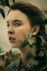 Poster to the movie "Eden" #739150