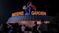 Backdrop to the movie "BASEketball" #715690