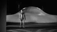Backdrop to the movie "The Day the Earth Stood Still" #712628