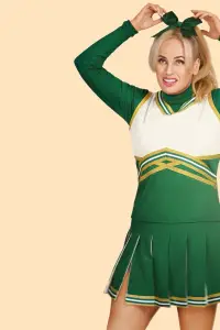 Poster to the movie "Senior Year" #1093105