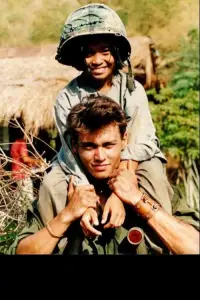 Poster to the movie "Platoon" #885540