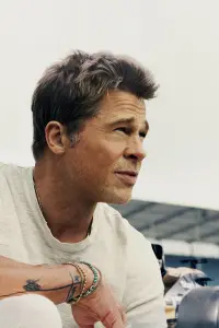 Poster to the movie "F1" #789178