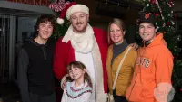 Backdrop to the movie "A Miracle on Christmas Lake" #829975