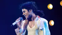 Backdrop to the movie "Michael" #600870