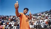 Backdrop to the movie "Ghilli" #729111