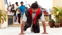Backdrop to the movie "Ghilli" #729040