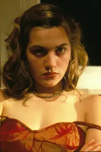 Poster to the movie "Heavenly Creatures" #728988