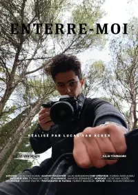 Poster to the movie "Enterre-moi" #681262