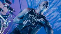 Backdrop to the movie "Sepultura: Lollapalooza Brasil 2025" #736609