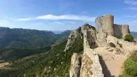 Backdrop to the movie "The Glorious Story of Castles" #732572