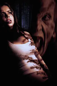 Poster to the movie "Wrong Turn" #293164