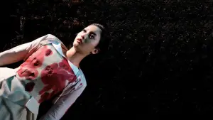 Backdrop to the movie "The Snow White Murder Case" #935619