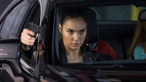 Backdrop to the movie "Keeping Up with the Joneses" #385121