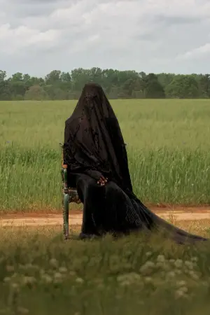 Poster to the movie "The Woman in the Yard" #612785