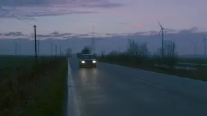 Backdrop to the movie "Berlin Falling" #499557