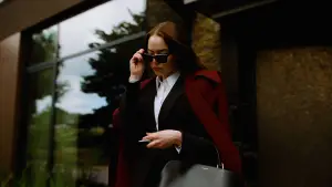 Backdrop to the movie "Bugonia" #511639