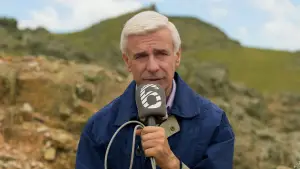 Backdrop to the movie "The Man Who Loved UFOs" #686292