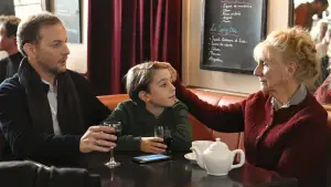 Backdrop to the movie "When Fall Is Coming" #605266