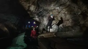 Backdrop to the movie "Grand Theft Hamlet" #656624