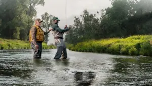 Backdrop to the movie "Mending the Line" #387224