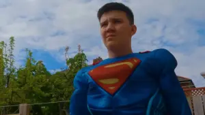 Backdrop to the movie "Superman: Symbol of Hope" #490964