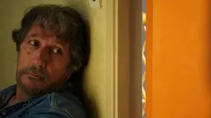 Backdrop to the movie "Beating Hearts" #600784