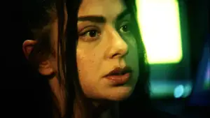 Backdrop to the movie "The Moment" #516601