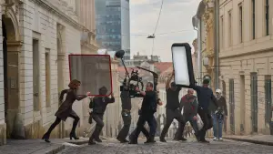 Backdrop to the movie "Canary Black" #623062