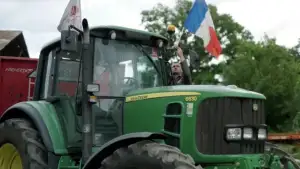 Backdrop to the movie "RN 72, à la conquête de l