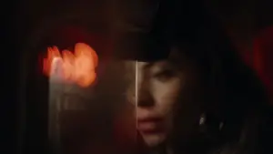 Backdrop to the movie "Keeper" #514457