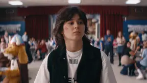 Backdrop to the movie "Bottoms" #657773