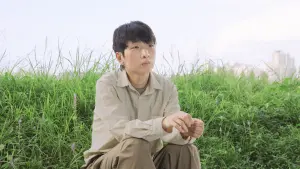 Backdrop to the movie "Late Summer Heat" #467670