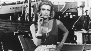 Backdrop to the movie "Never on Sunday" #483913