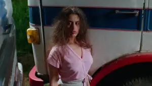 Backdrop to the movie "Baby Blood" #692599