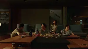 Backdrop to the movie "Parasite" #525766