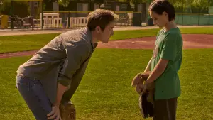 Backdrop to the movie "Bagman" #628869