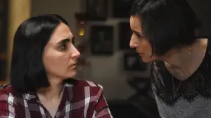 Backdrop to the movie "The Seed of the Sacred Fig" #601298