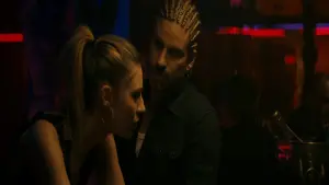 Backdrop to the movie "The Bouncer" #290021