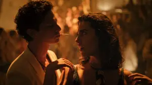 Backdrop to the movie "Parthenope" #598970