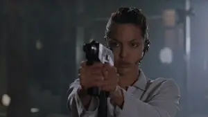 Backdrop to the movie "Lara Croft: Tomb Raider" #652465