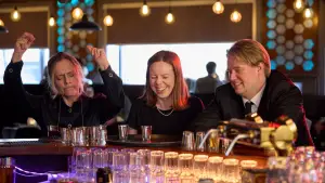 Backdrop to the movie "Three Men for Vilma" #773695