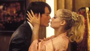 Backdrop to the movie "Showgirls" #606679