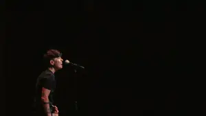 Backdrop to the movie "Come See Me in the Good Light" #580441