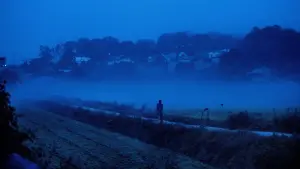 Backdrop to the movie "Burning" #218812