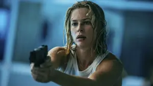 Backdrop to the movie "Exterritorial" #597693