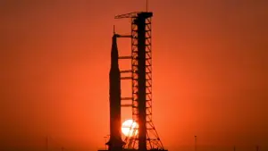 Backdrop to the movie "Capricorn One" #265769