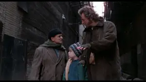 Backdrop to the movie "Home Alone 2: Lost in New York" #567375