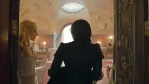 Backdrop to the movie "Wicked" #766222